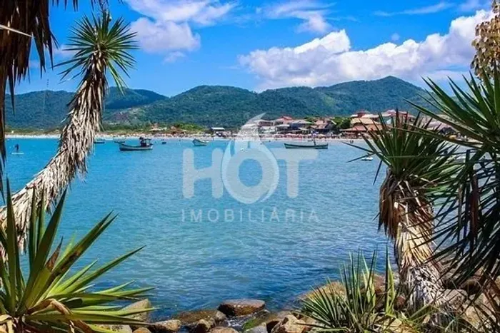 Terreno a venda, com 390m², no Pântano do Sul, FLORIANÓPOLIS -SC