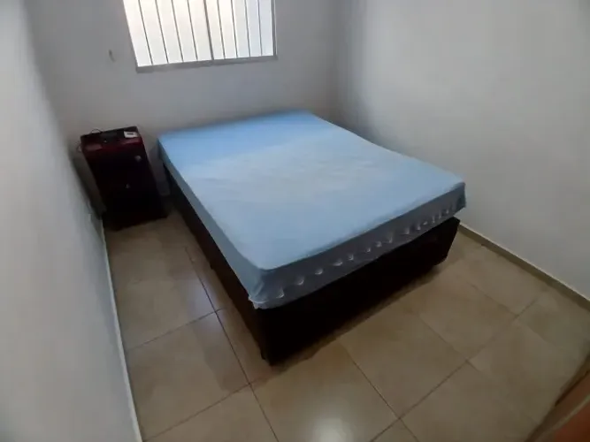 Cama Box Queen Size com Colchão