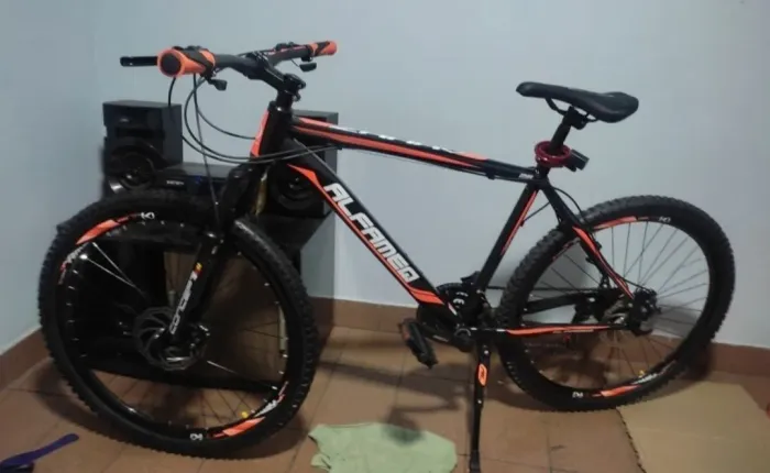 Bicicleta alumínio aro 26 nova