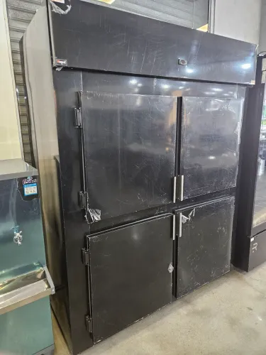 cervejeira 4 portas Mopal com 2030 litros preta - nova