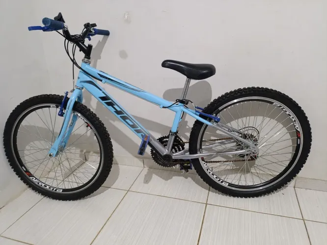 Vendo bicicleta.
