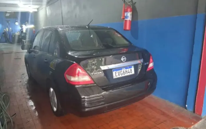 Nissan Tiida Sedan 1.8 16V Flex Fuel 4P 2011