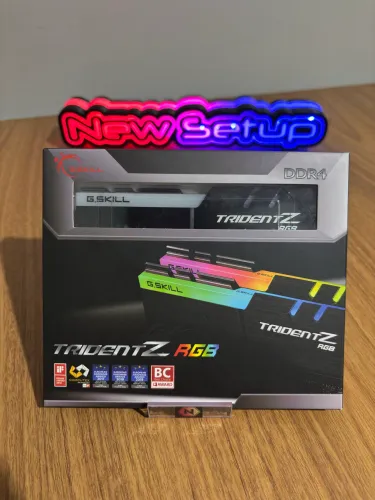 Memória RAM DDR4 G.Skill Trident Z RGB 32GB (2x16GB), 3600mhz, CL18, Preto, NOVA LACRADA