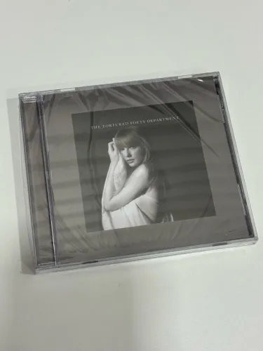 THE TORTURED POETS DEPARTMENT CD + BONUS TRACK ?GUILTY AS SIN? ACOUSTIC VERSION?