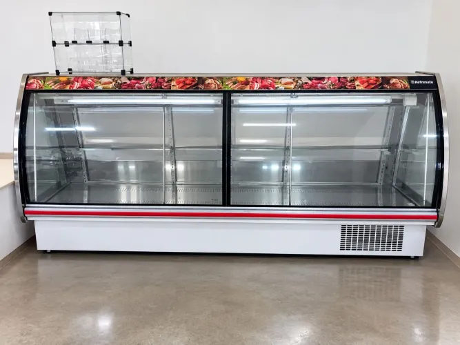 Balcão Refrigerado Expositor Refrimate para Açougue e Casa de Carnes