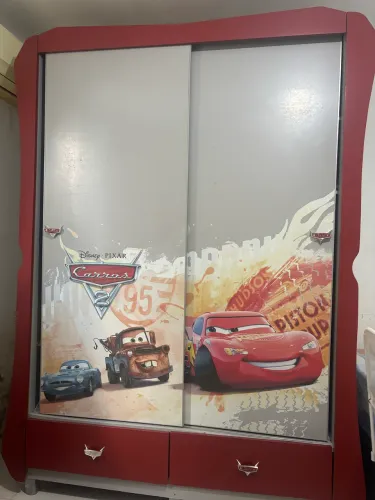 Vendo cômoda e guarda roupa infantil!