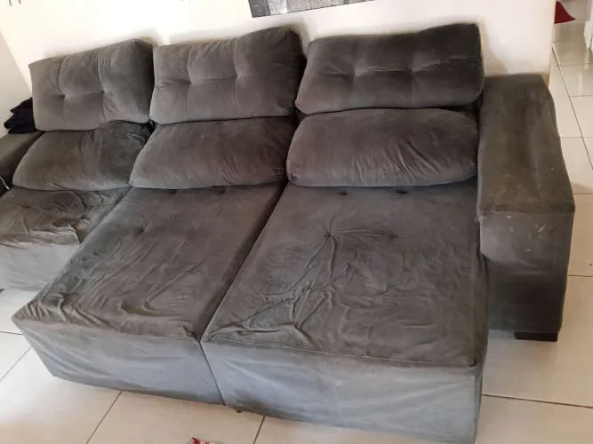 Sofá e máquina