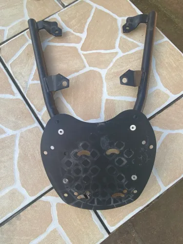 Suporte baú superior