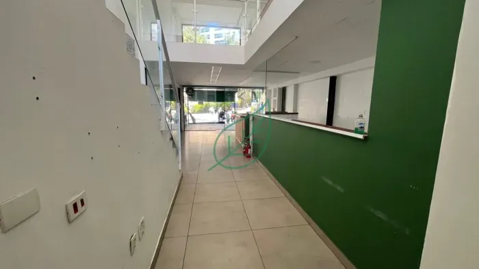 Loja com 150m2 para locação na Vila Andrade.