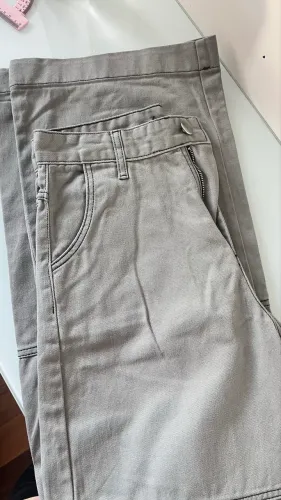 Calça wide leg cinza pangeia