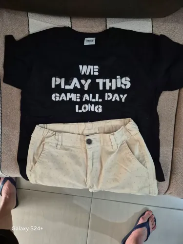 Roupa infantil tamanho 8 e 12