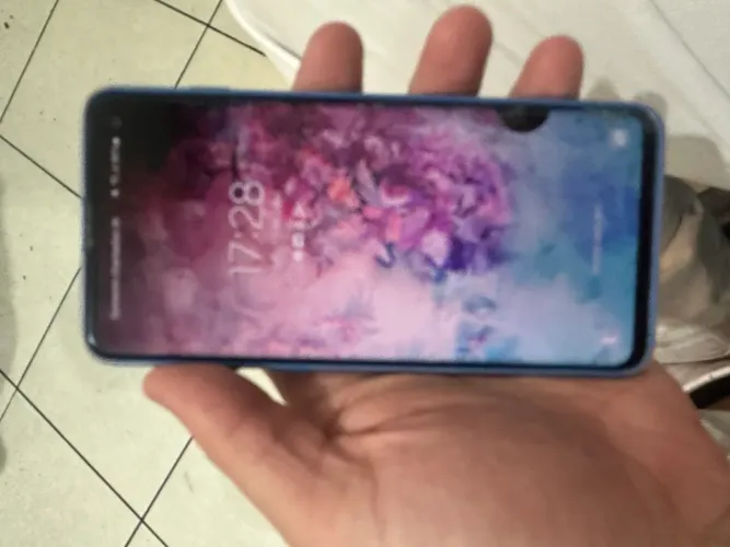 Samsung s10 522 gb 8 gb de ram trava nada veja as foto