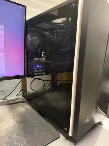 PC Gamer i7 9700K + GTX 1070 Ti + 32GB RAM + SSD NVMe 1TB - Rápido