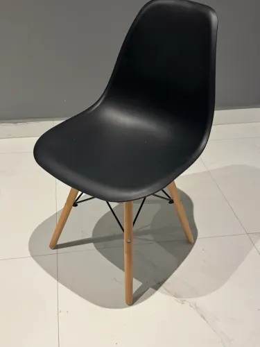 Cadeira Eiffel 