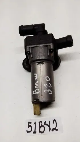 Bomba De Agua Auxiliar Bmw 320 2011
