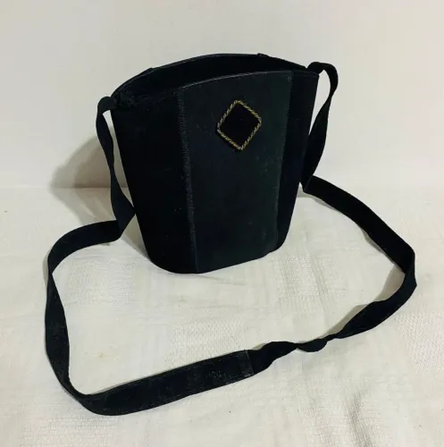 Bolsa Tiracolo vintage preta, camurça e couro 