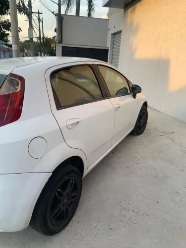 Fiat Punto Attractive 1.4 Fire Flex 8V 5P 2012