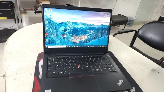 Notebook thrinkpad i5 10 geração ( 2 mil )