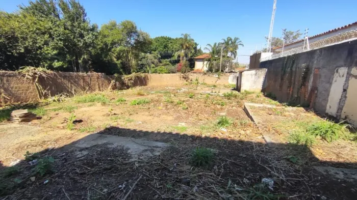 Terreno à venda com 446 m² no Jardim Bela Vista III em Cosmópolis-SP