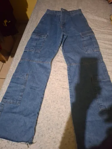 Calça jeans cargo número 40