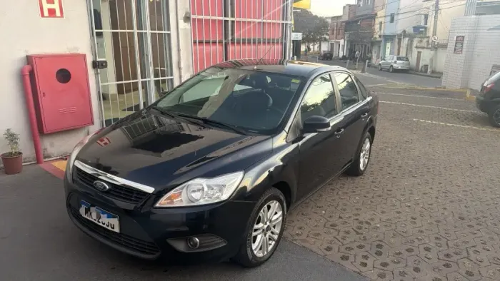 Ford Focus 2.0 2012 - Automático / Sedan / Completo
