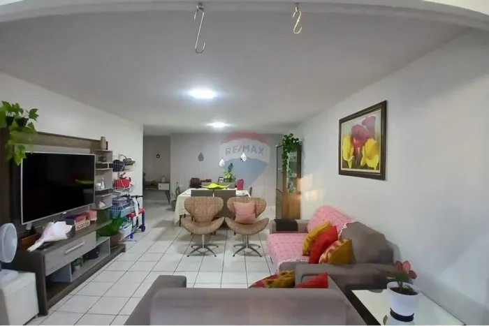 Excelente Duplex à venda