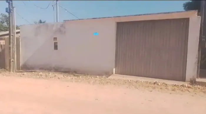 CASA PADRÃO COM ENERGIA SOLAR