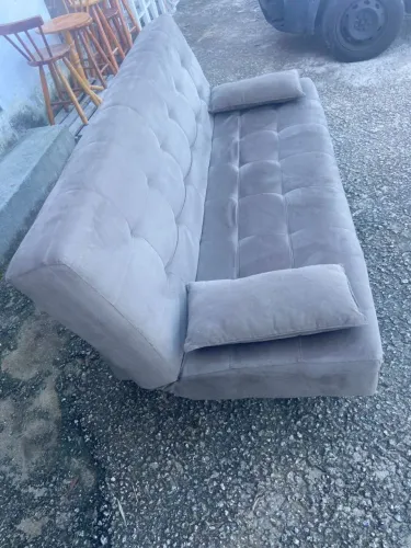 Sofá cama 3 posições em ótimo estado