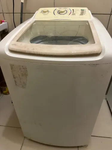 Máquina de lavar Electrolux 12 kg em ótimo estado