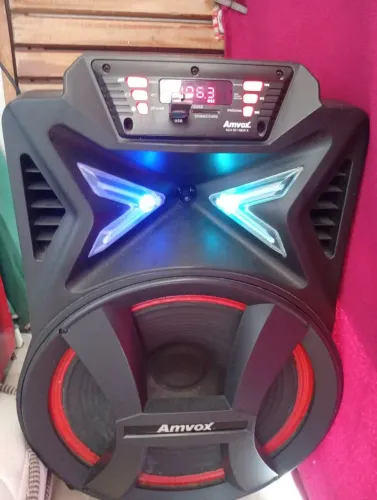 Caixa de som Amvox 500wts completa e barato