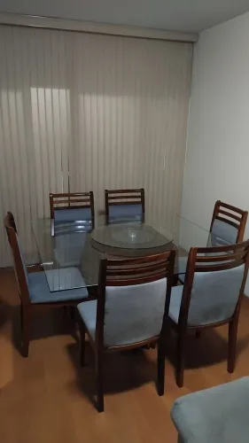 Mesa de jantar 1,50m x 1,50m