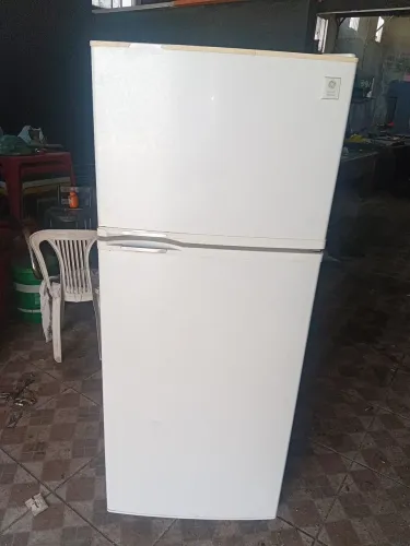 Geladeira electrolux entrego grátis defeito