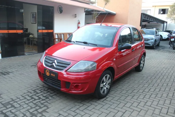 Citroen C3 GLX 1.4/ GLX Sonora 1.4 Flex 8V 5P 2012