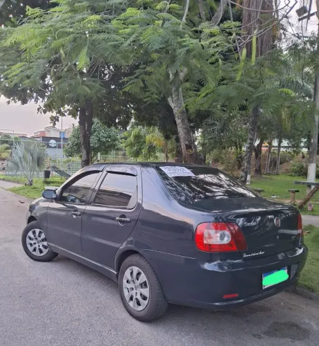 Fiat Siena HLX 1.8 MPI Flex 8V 4P 2006