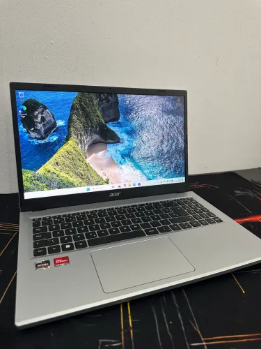 Notebook Acer Gamer, Ryzen 5 7520, Memória 8gb ddr4, Ssd 256gb, Tela 15.6