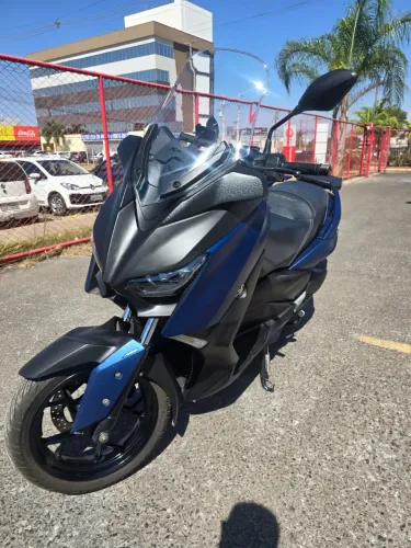 Yamaha XMAX 250 ABS 2021 | Michelin novos | Revisada