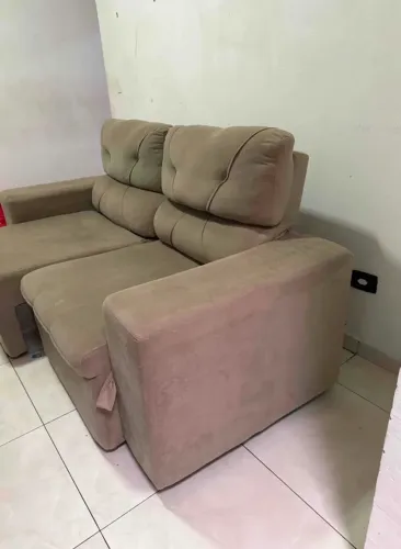 ? SOFÁ RETRÁTIL À VENDA!