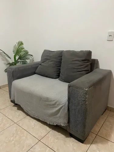 Sofá 2 lugares
