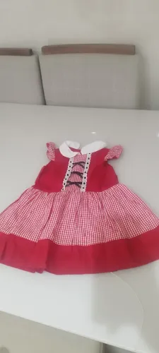 Vestido chapeuzinho vermelho