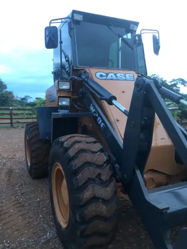 Pá carregadeira w20e 