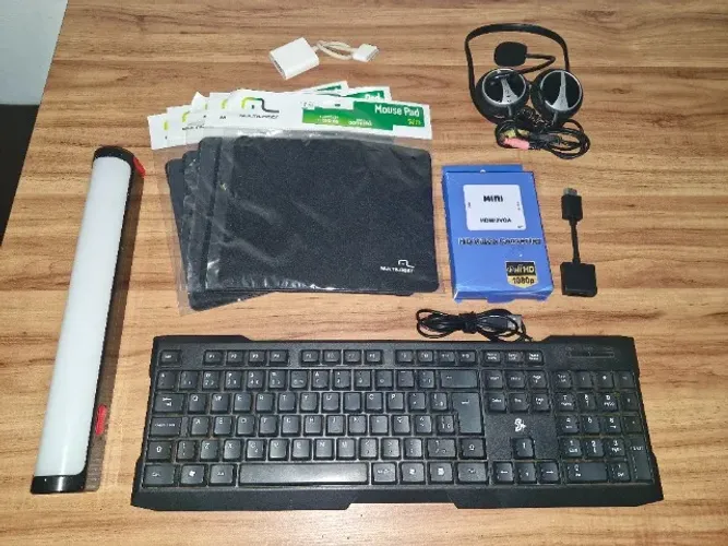 Teclado USB Conversor HDMI VGA + Brindes
