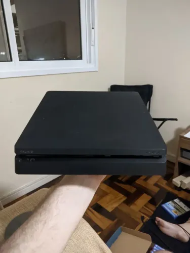 Playstation 4 mais pack de jogos