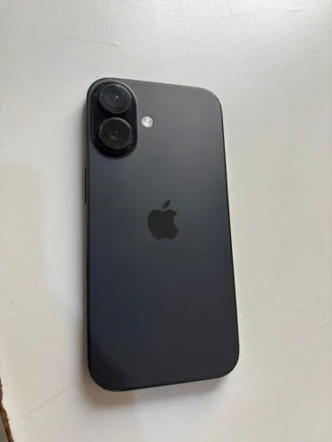 iPhone 16