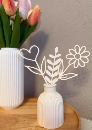 12 Enfeite de flores e coração em PLA, para todos os casos, com 1 e 2 cores.