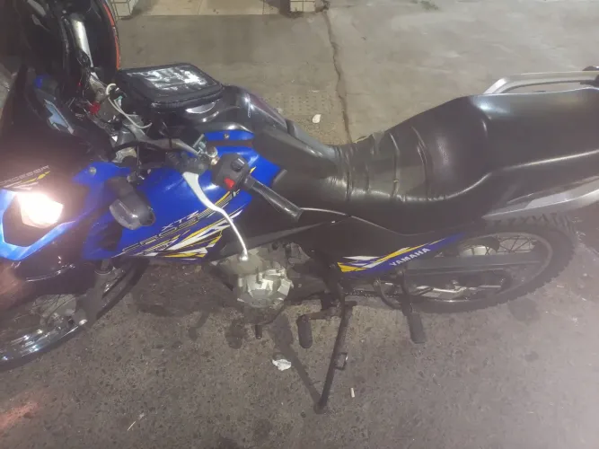 Vendo Crosser 14,300 reais