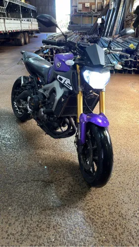 mt 09 vendo ou troco por carro
