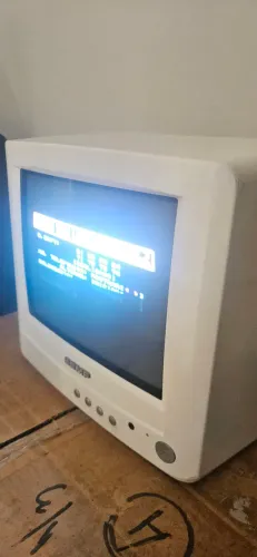 Tv semp 10 polegadas defeito