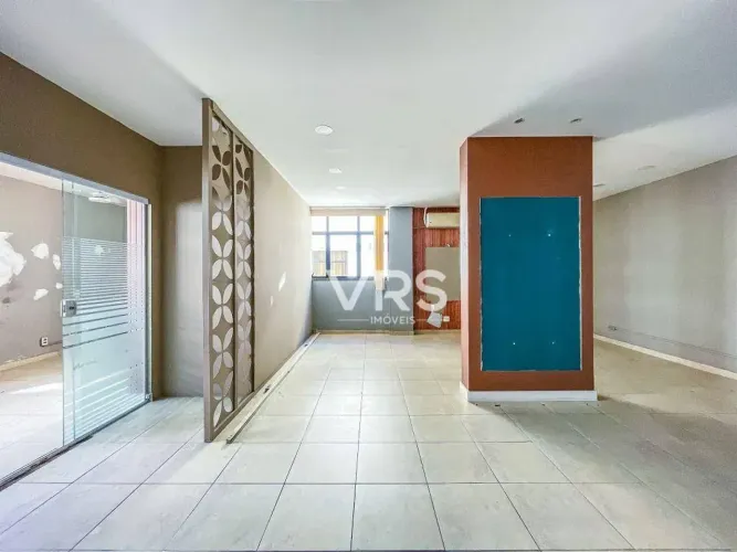 Sala para alugar, 92 m² por R$ 4.552,73/mês - Várzea - Teresópolis/RJ