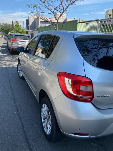 Renault Sandero Expres Easyr Hi-flex 1.6 8V 2015