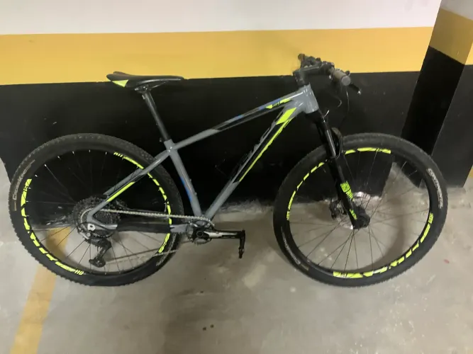 ? KIT DE CICLISMO SENSE IMPACT ARO 29 - QUADRO M